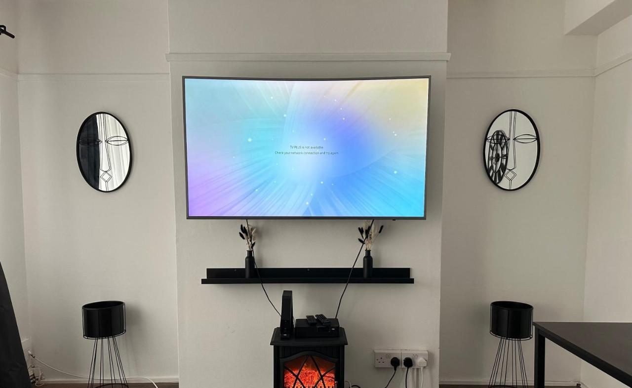 Lovely 2Bedroom 4Mins From Wimbledon Station Λονδίνο Εξωτερικό φωτογραφία