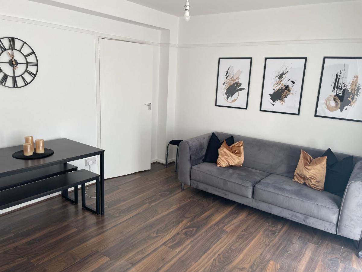 Lovely 2Bedroom 4Mins From Wimbledon Station Λονδίνο Εξωτερικό φωτογραφία