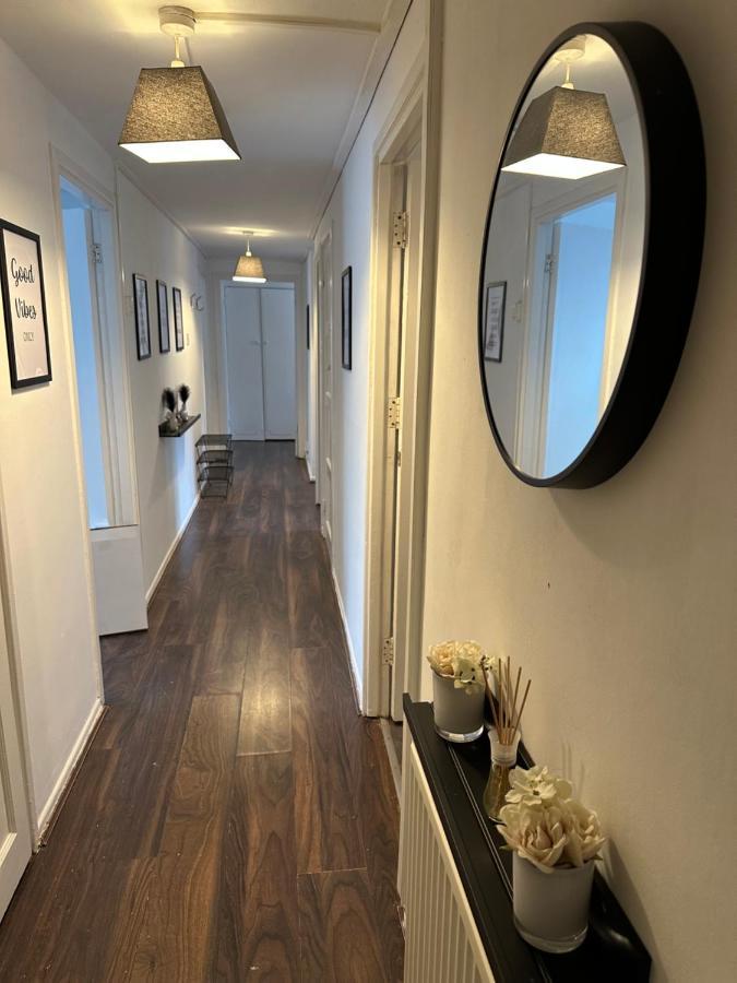 Lovely 2Bedroom 4Mins From Wimbledon Station Λονδίνο Εξωτερικό φωτογραφία